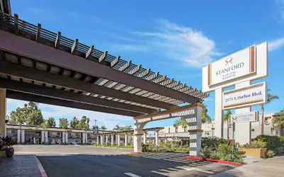Stanford Inn & Suites Anaheim
