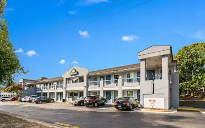 Days Inn by Wyndham Raleigh Glenwood-Crabtree