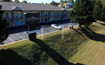 Brentwood Inn & Suites