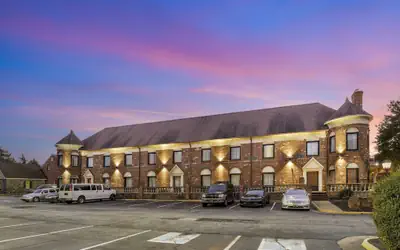 Best Western Plus Governor's Inn