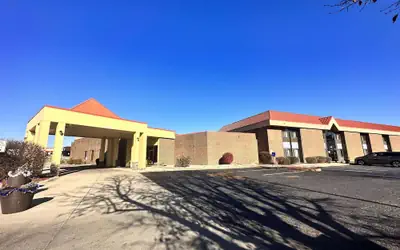 Super 8 by Wyndham Harrison OH