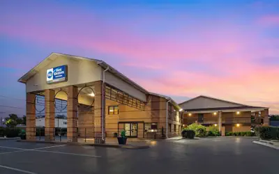 Best Western Shelbyville Inn and Suites Celebration Inn