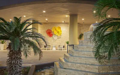 DoubleTree by Hilton San Antonio Downtown