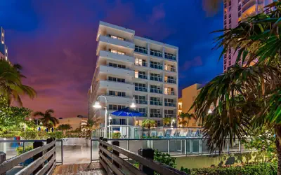 Best Western Plus Atlantic Beach Resort