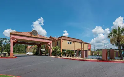 Econo Lodge Inn & Suites Diamondhead
