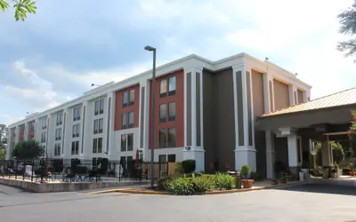 Holiday Inn Express Forsyth by IHG