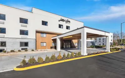 Latitude Suites Tinton Falls, part of Unscripted by Hyatt