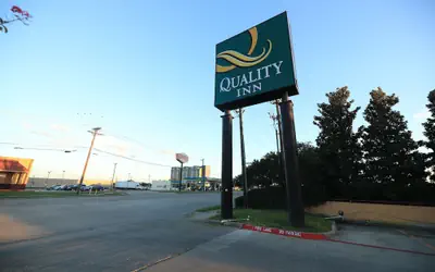Quality Inn DFW Airport North