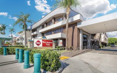 Best Western Plus Park Place Inn - Mini Suites
