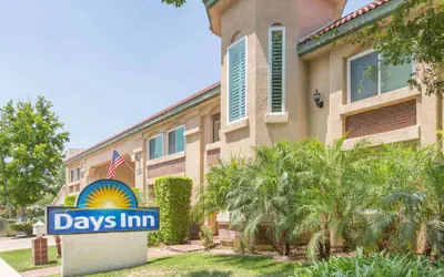 Days Inn by Wyndham Near City Of Hope