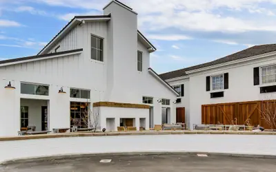 The Campbell House Lexington, Curio Collection by Hilton