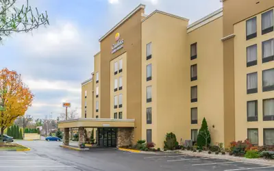 Comfort Inn & Suites Lexington - Hamburg I-75