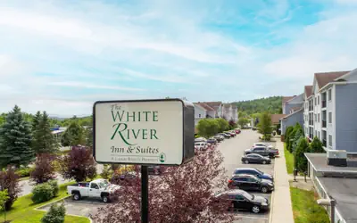 White River Inn and Suites