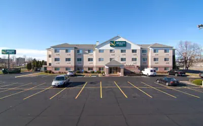 Quality Inn Brooklyn Center