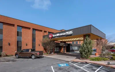 Best Western Plus Oswego Hotel and Conference Center