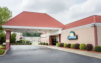 Days Inn by Wyndham Goldsboro
