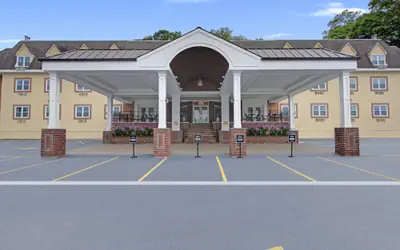 The Roslyn, Tapestry Collection by Hilton