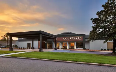 Courtyard by Marriott Memphis Airport