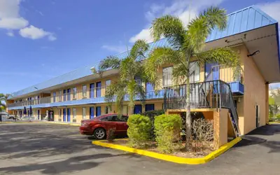 Magnuson Hotel Bradenton