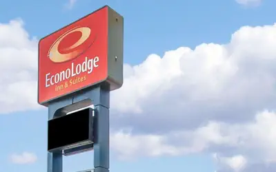 Econo Lodge Inn & Suites Jackson Northwest