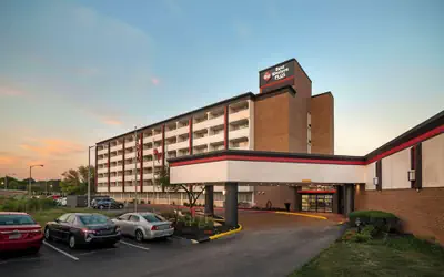 Best Western Plus Kansas City Sports Complex Hotel