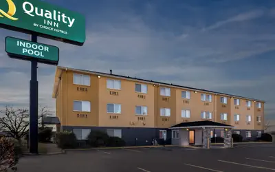 Quality Inn Dubuque on Hwy 20