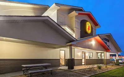 Super 8 by Wyndham Summersville/New River National Park