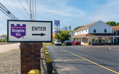 Knights Inn North Attleboro