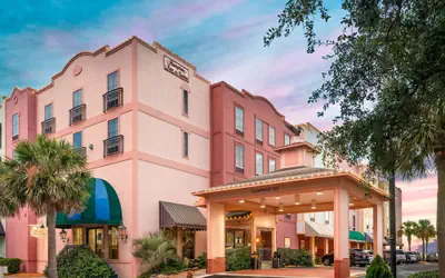 Hampton Inn and Suites Amelia Island Historic Harbor Front