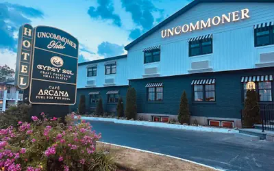 Uncommoner Hotel by Reverie Boutique Collection
