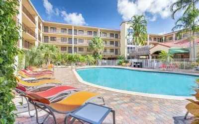 Holiday Inn & Suites Boca Raton - North by IHG