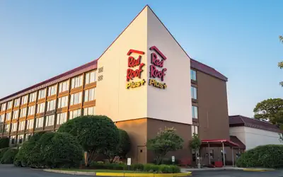 Red Roof Inn PLUS+ Boston - Woburn/ Burlington