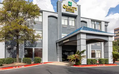 Quality Suites Austin South St. Elmo District
