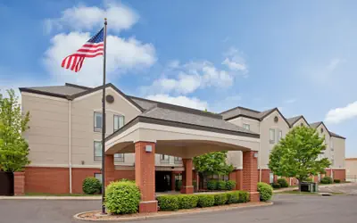 Comfort Inn & Suites Saint Louis Lafayette Square