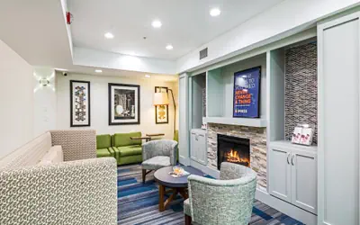 Holiday Inn Express Hotel & Suites Columbus by IHG