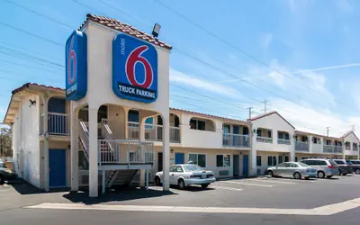 Motel 6 South El Monte, CA - Los Angeles