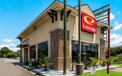 Econo Lodge Garden City - Savannah