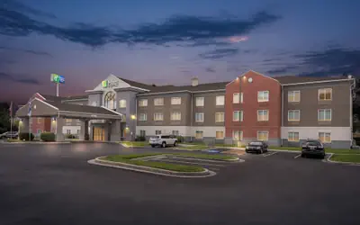 Holiday Inn Express & Suites Ogden by IHG