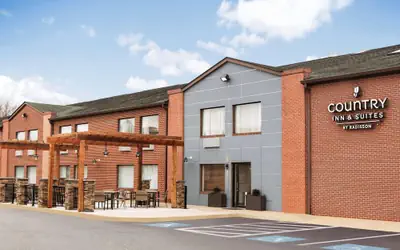 Country Inn & Suites by Radisson, Dahlgren-King George, VA
