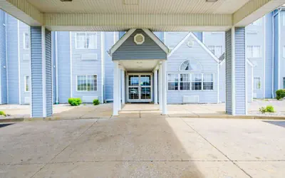 Econo Lodge Inn & Suites Evansville East