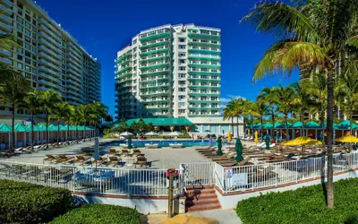 Sea View Hotel, Bal Harbour, On The Ocean