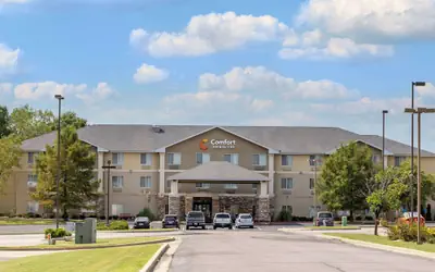 Comfort Inn & Suites Pittsburg KS