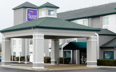 Sleep Inn & Suites Oregon - Toledo