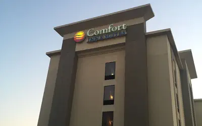 Comfort Inn & Suites Little Rock Airport