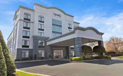 Spark by Hilton Greensboro