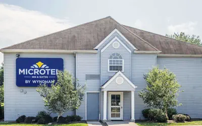 Microtel Inn & Suites by Wyndham Bethel/Danbury