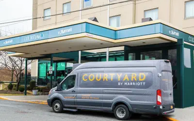 Courtyard by Marriott New York JFK Airport