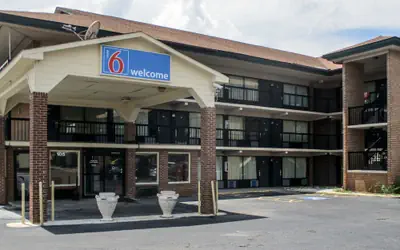Motel 6 Macon, GA
