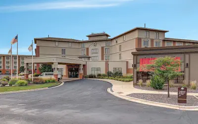 DoubleTree by Hilton Hotel Bloomington