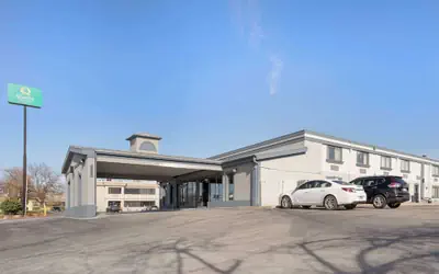 Quality Inn & Suites Bloomington University Area